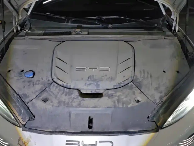 BYD Seal — Фото автомобиля 10