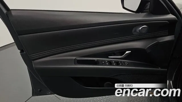 Hyundai Avante CN7 — Фото автомобиля 13