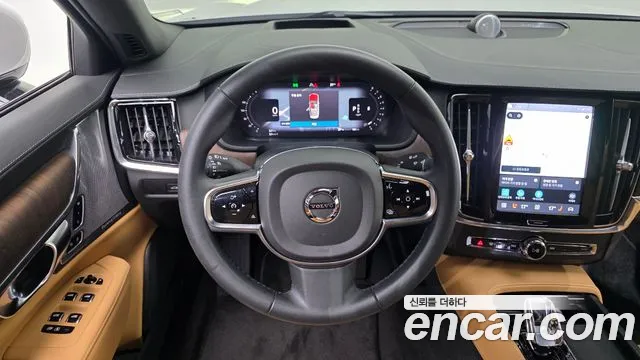 Volvo S90 — Фото автомобиля 22