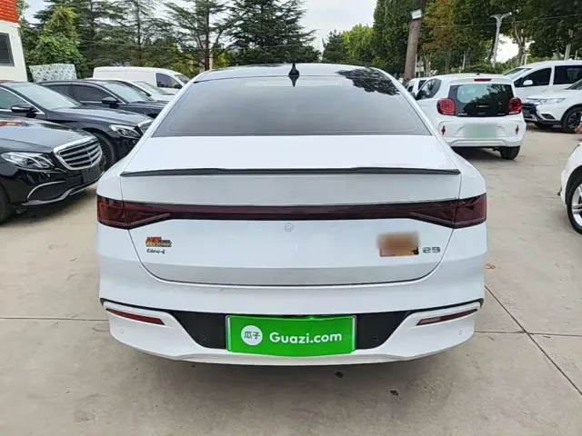 BYD Qin PLUS — Фото автомобиля 5