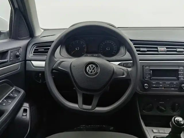 Volkswagen Lavida — Фото автомобиля 11