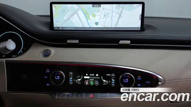 Genesis GV70 — Фото автомобиля 19