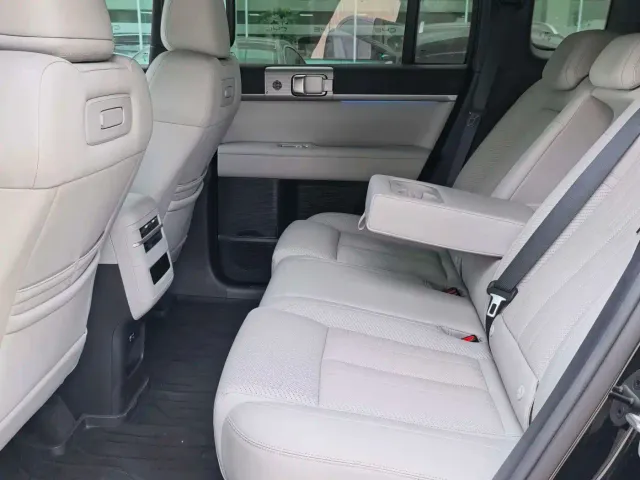 BYD FangChengBao Titanium 7 — Фото автомобиля 6