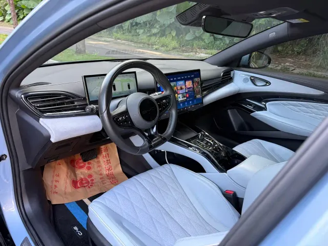 BYD Seal — Фото автомобиля 17