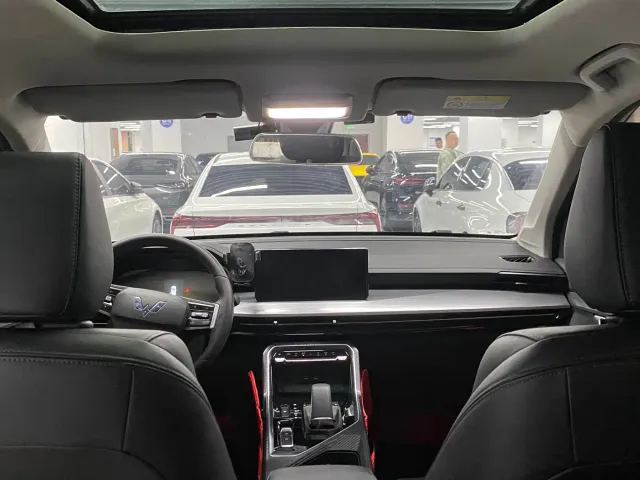Wuling Asta — Фото автомобиля 7