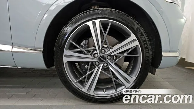 Genesis GV80 — Фото автомобиля 21