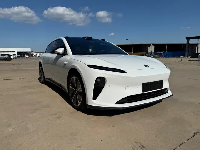 Nio ET5 Touring — Фото автомобиля 3