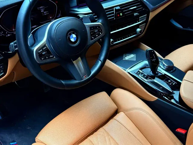 BMW 5 Series — Фото автомобиля 13
