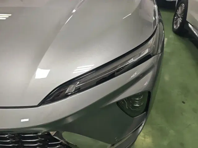 Buick Envision Plus — Фото автомобиля 23