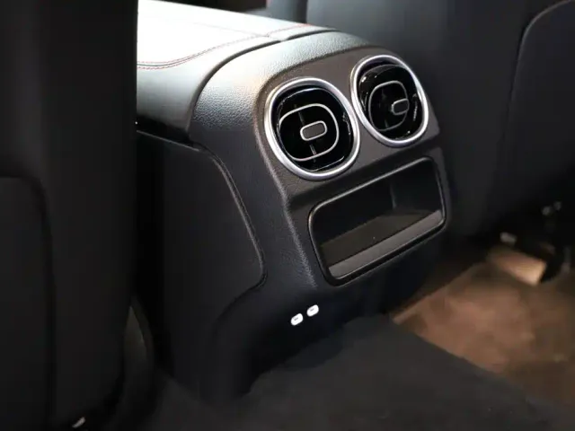 Mercedes-Benz C-Class AMG — Фото автомобиля 16