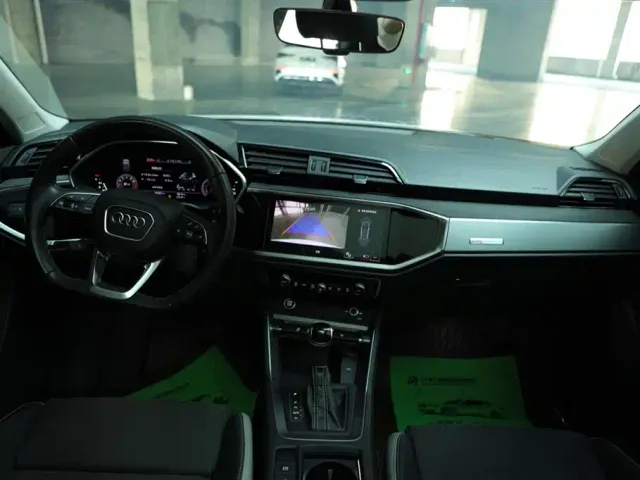 Audi Q3 — Фото автомобиля 12