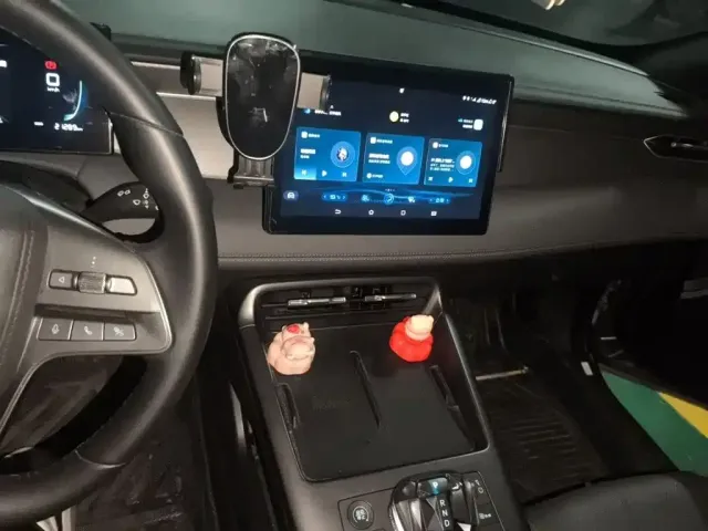 BYD Qin PLUS 2025 DM-i Smart Drive 55KM Leader — Фото автомобиля 5