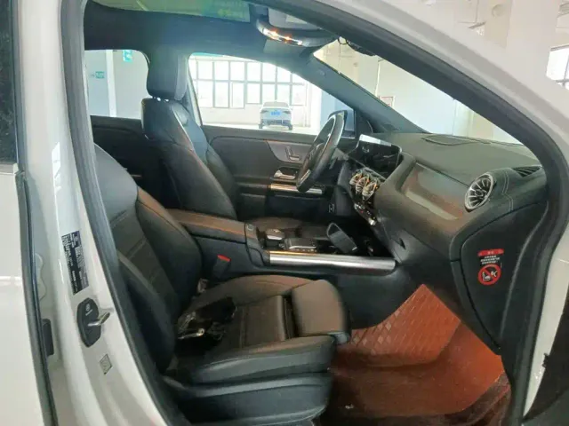Mercedes-Benz GLA-Class — Фото автомобиля 11