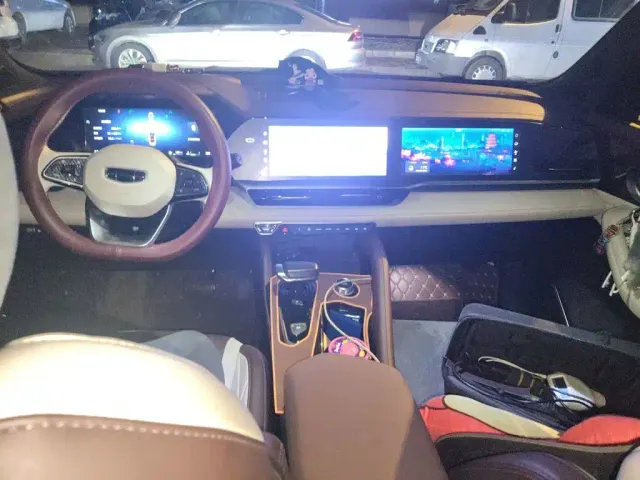 Geely Xingyue L — Фото автомобиля 5