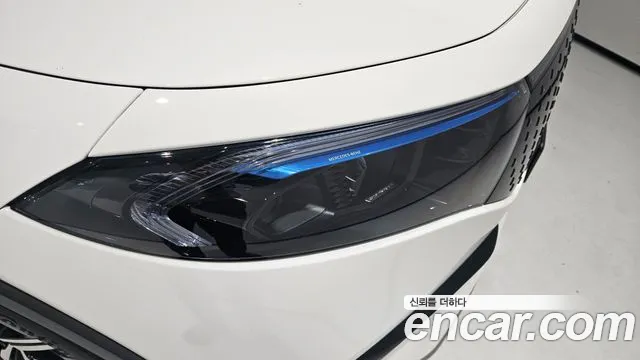 Mercedes-Benz EQB X243 — Фото автомобиля 12