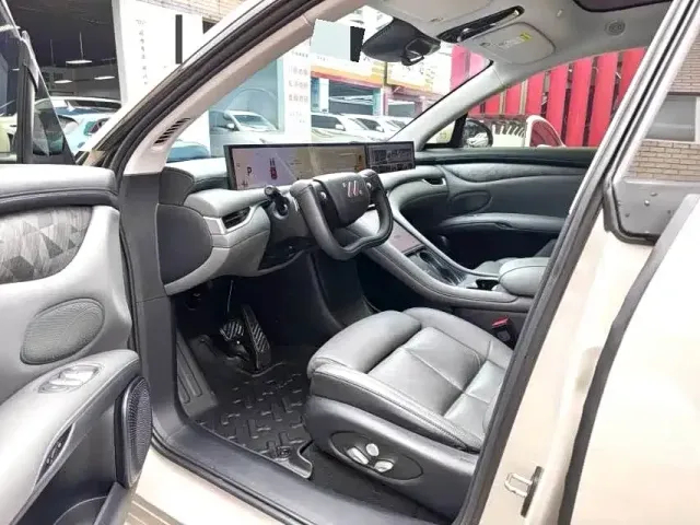 IM Motors LS6 — Фото автомобиля 4