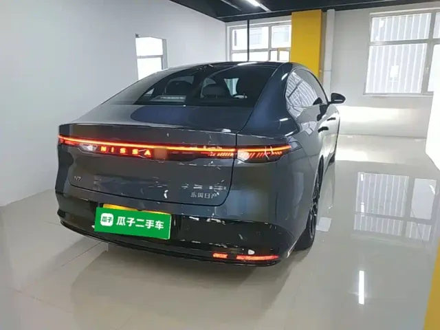 Nissan N7 — Фото автомобиля 6