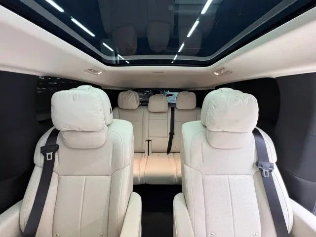 Li Auto MEGA — Фото автомобиля 8