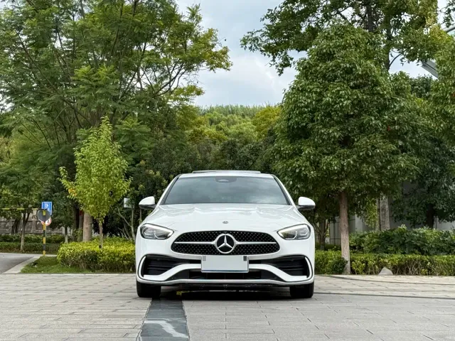 Mercedes-Benz C-Class — Фото автомобиля 2