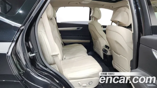 Genesis GV80 2.5T Бензин AWD — Фото автомобиля 8
