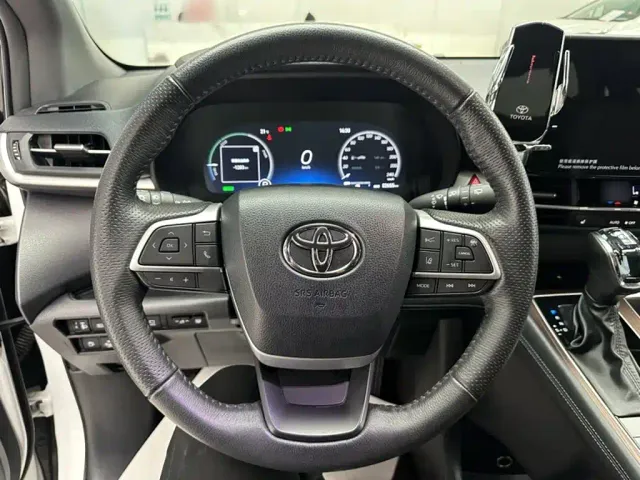 Toyota Granvia — Фото автомобиля 8