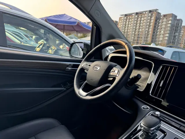 GAC Trumpchi M8 — Фото автомобиля 19