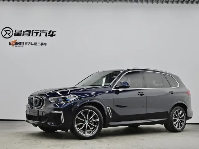 Фотография автомобиля — BMW X5