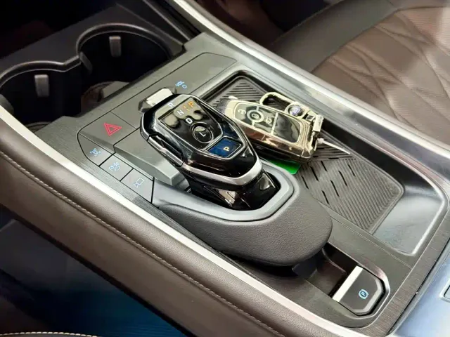Ford Edge — Фото автомобиля 13