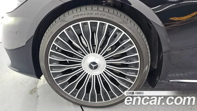 Mercedes-Benz S-Class — Фото автомобиля 5