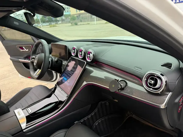 Mercedes-Benz C-Class — Фото автомобиля 24
