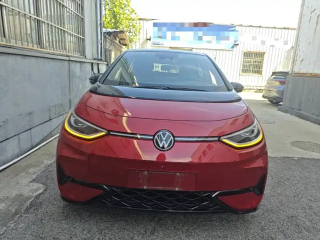 Volkswagen ID.3 — Фото автомобиля 2