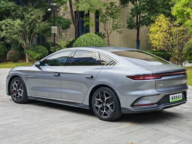BYD Han — Фото автомобиля 3