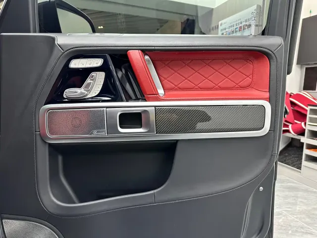 Mercedes-Benz Mercedes-Benz G-Class AMG 2021 AMG G 63 — Фото автомобиля 28