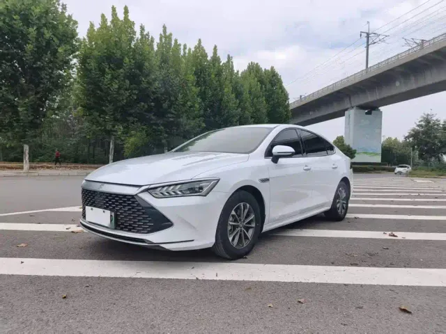 Фотография автомобиля — BYD Qin PLUS