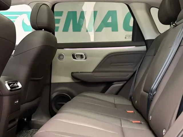 Leapmotor B10 — Фото автомобиля 6