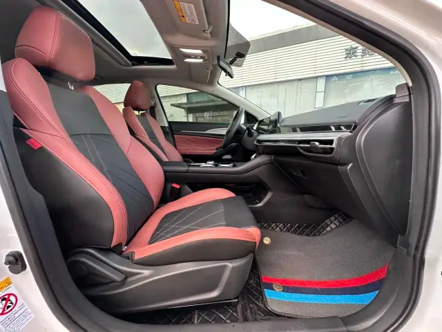 Changan Eado — Фото автомобиля 16
