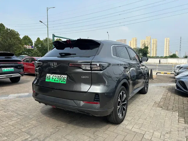 Changan Qiyuan Q05 — Фото автомобиля 8