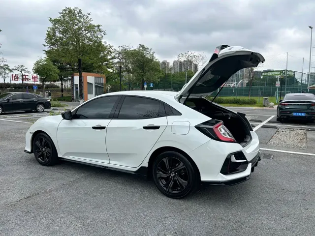 Honda Civic — Фото автомобиля 27