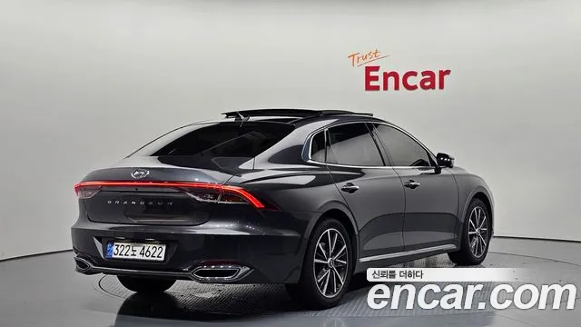 Hyundai Grandeur Новый Grandeur IG — Фото автомобиля 2
