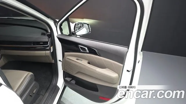 Kia Carnival 4th Gen — Фото автомобиля 14