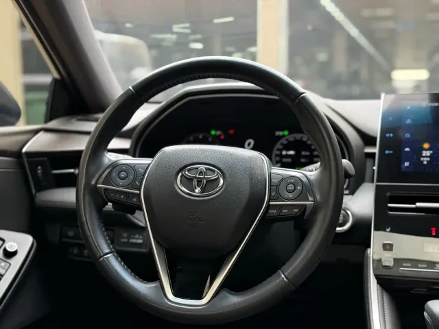 Toyota Avalon — Фото автомобиля 13