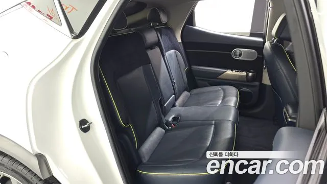 Genesis GV60 — Фото автомобиля 11