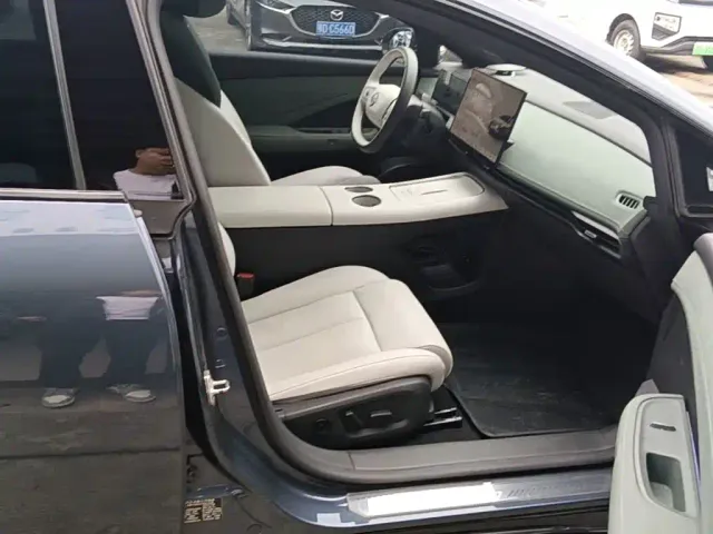 Nissan N7 — Фото автомобиля 24