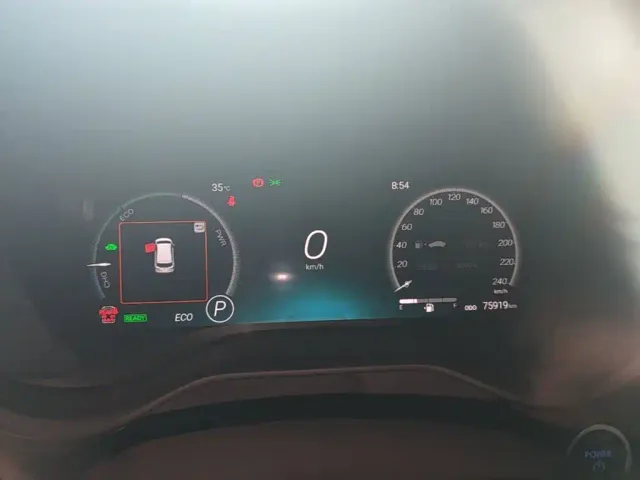 Toyota Sienna — Фото автомобиля 11
