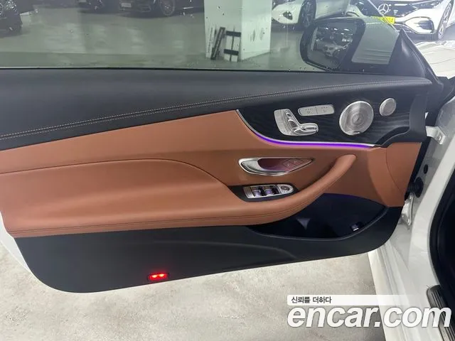 Mercedes-Benz E-Class — Фото автомобиля 15