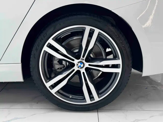BMW 6 Series Gran Turismo — Фото автомобиля 9