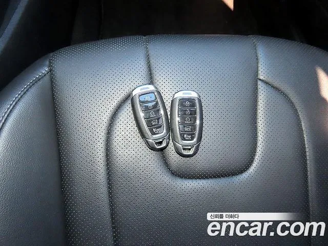 Hyundai Avante CN7 — Фото автомобиля 16