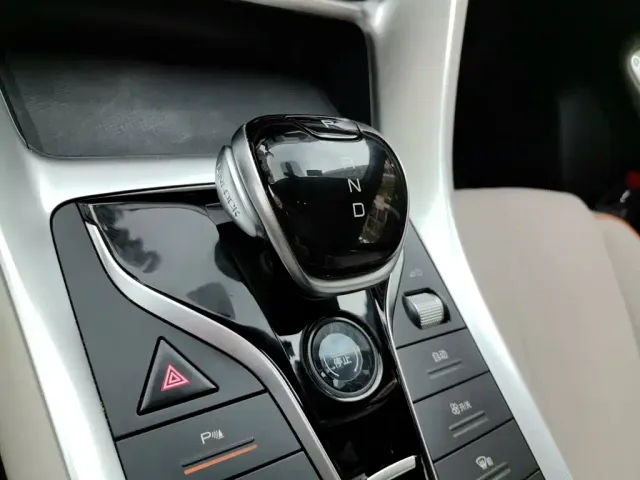 BYD Song Pro — Фото автомобиля 15