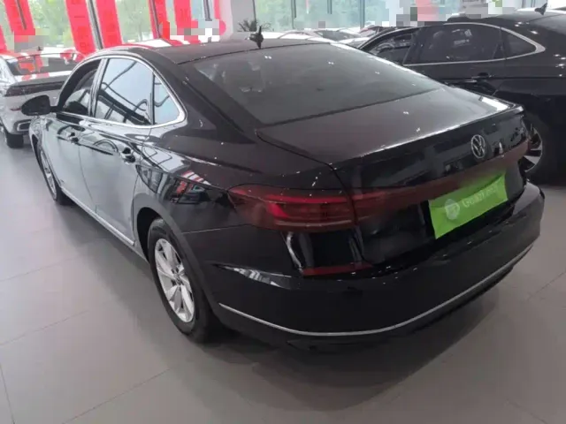 Volkswagen Passat 2025 Outstanding 280TSI Business Edition — Фото автомобиля 4