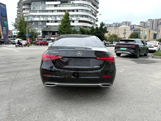Mercedes-Benz C-Class — Фото автомобиля 8